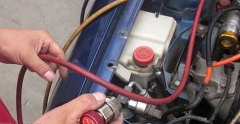 汽车空调管多少度结冰了(汽车空调管结冰温度研究) 汽车空调管多少度结冰了(汽车空调管结冰温度研究)