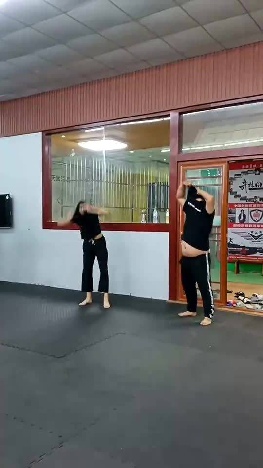 华为手机桌面怎么翻滚 华为手机桌面怎么翻滚