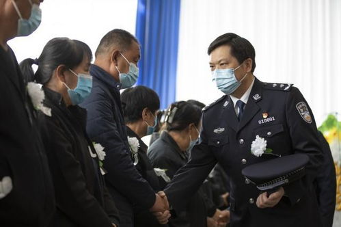 25岁民警为护群众与歹徒搏斗牺牲 25岁民警为护群众与歹徒搏斗牺牲